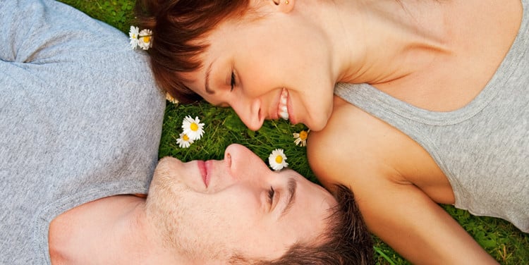 Numérologie : où et quand rencontrer l’amour selon votre date de naissance ?